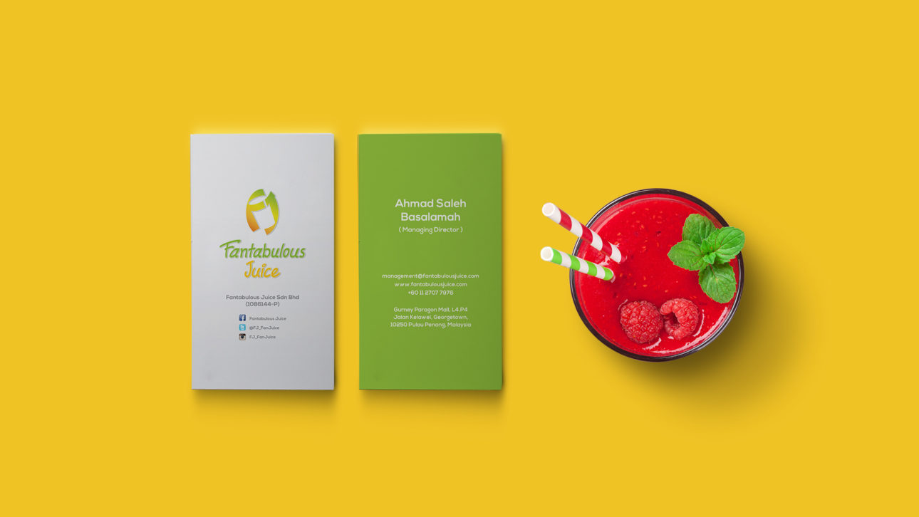 04-Mockup-03-Business-Cards
